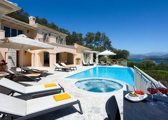Luxury Penelope With Pool At Kerasia, Corfu Agnítsini